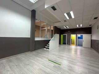 Local comercial en alquiler en Centro en Ourense