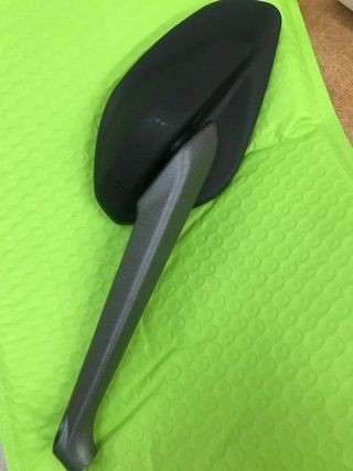 Espejo retrovisor Monster 821 (izquierdo)