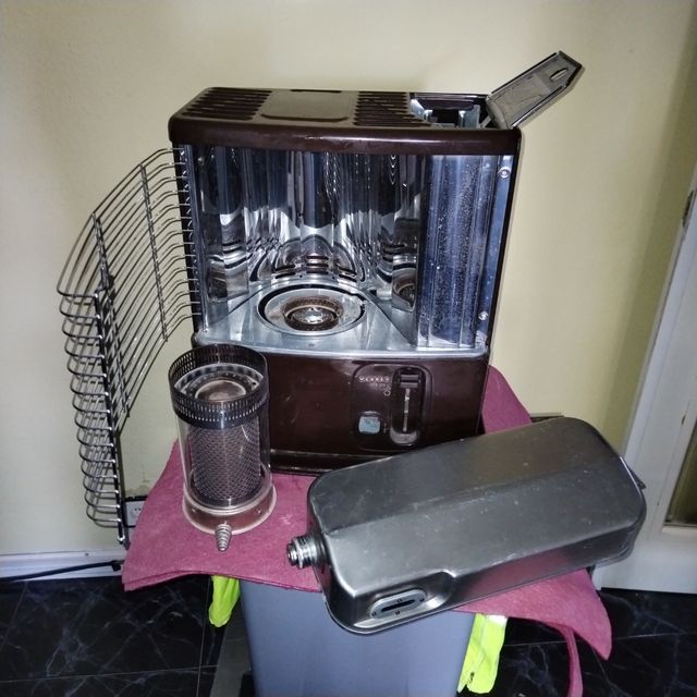 Estufa querosen +Bidón 16L Toyotomi SIN olor