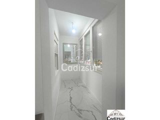 Piso en alquiler en La Laguna en Cádiz