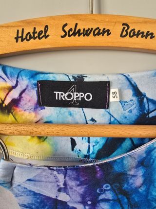 Blusa TROPPO Multicolor. A estrenar

