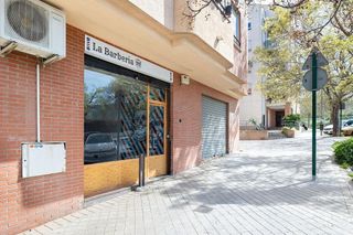 Local comercial en venta en Polígono Cartuja – La Paz en Granada