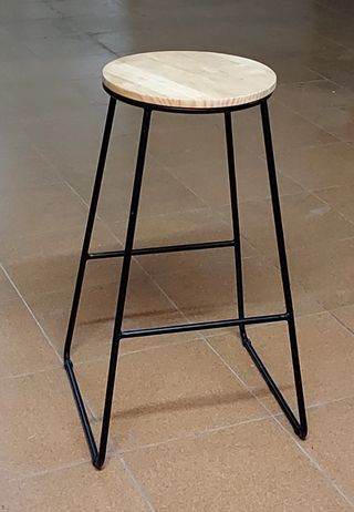 Sgabello vintage in metallo e legno