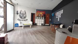 Local comercial en alquiler en Pubilla Cases en Hospitalet de Llobregat, L´