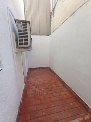 Local comercial en alquiler en Plaça Catalunya en Prat de Llobregat, El