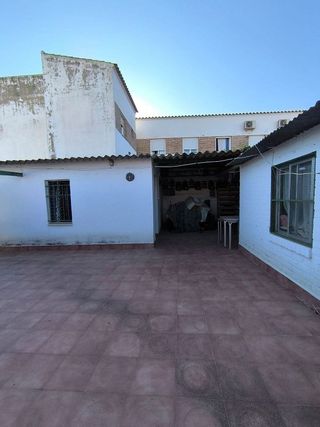 Casa en venta en Sanlúcar la Mayor