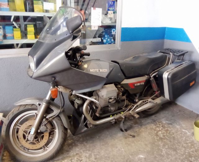 Moto Clásica Moto Guzzi 850 T5