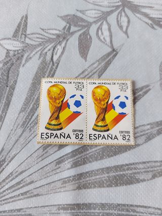 2 Sellos España Mundial Fútbol '82
