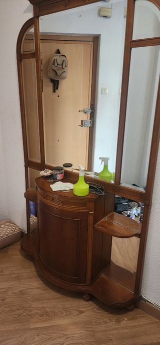 Mueble de entrada de madera