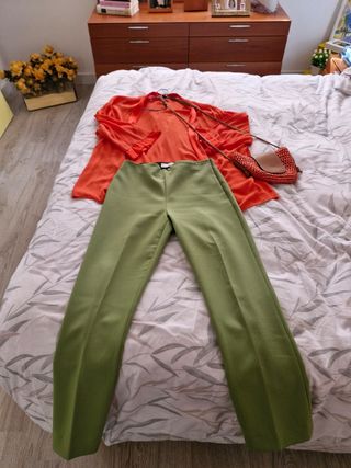 Conjunto chaqueta y pantalón + bolso