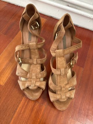 Sandalias tacón Uterqüe marrones