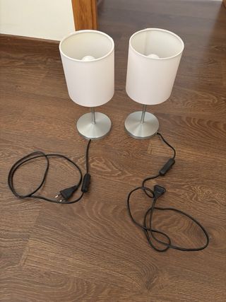 2 Lámparas de Mesa Ikea Ingared con bombillas LED 