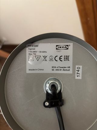 2 Lámparas de Mesa Ikea Ingared con bombillas LED 