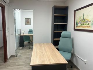 Oficina en alquiler en Encarnación - Regina en Sevilla