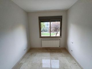 Piso en alquiler en Santa Rosa - Valdeolleros en Córdoba