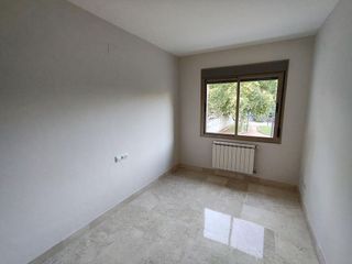 Piso en alquiler en Santa Rosa - Valdeolleros en Córdoba