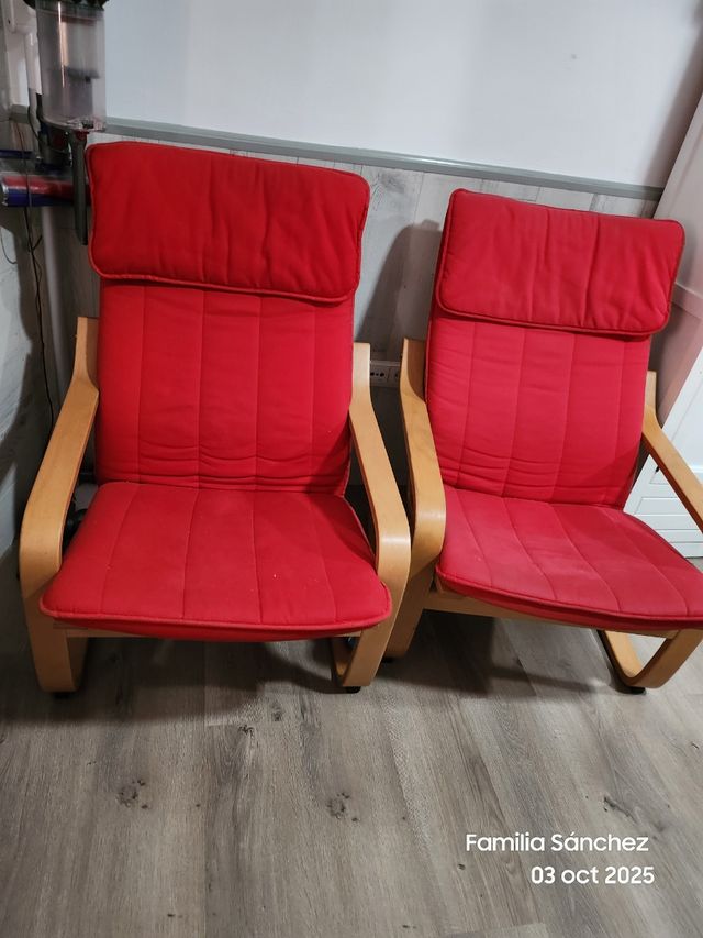 2 Mecedoras IKEA Rojas