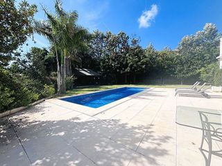 Chalet en alquiler en Elviria en Marbella