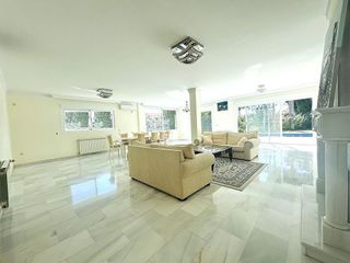 Chalet en alquiler en Elviria en Marbella