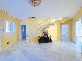 Chalet en alquiler en Elviria en Marbella