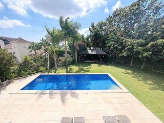 Chalet en alquiler en Elviria en Marbella