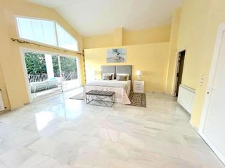 Chalet en alquiler en Elviria en Marbella