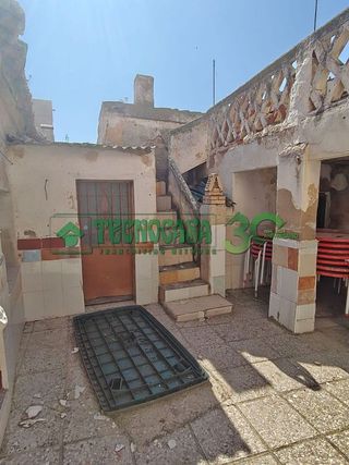 Casa adosada en venta en Bargas
