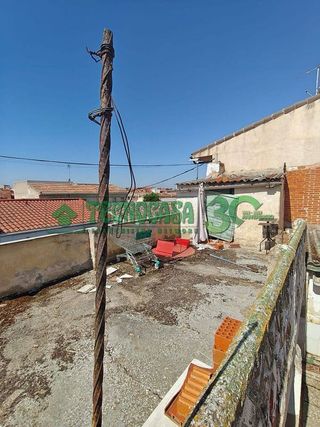Casa adosada en venta en Bargas