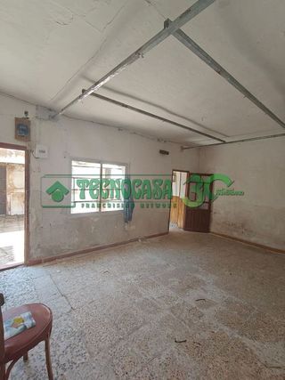 Casa adosada en venta en Bargas