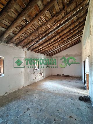 Casa adosada en venta en Bargas