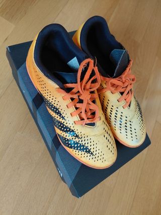 Botas multitacos Adidas Talla 36