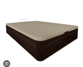 Canapé de madera y tela nuevo