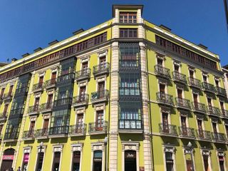 Garaje en alquiler en Centro en Gijón