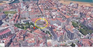 Garaje en alquiler en Centro en Gijón