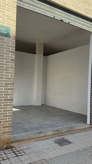Local comercial en alquiler en Silla