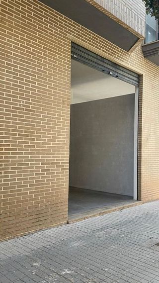 Local comercial en alquiler en Silla