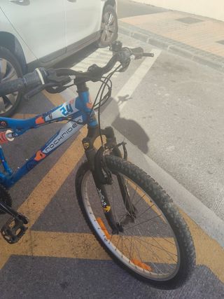Bicicleta Rockrider 24 Azul
