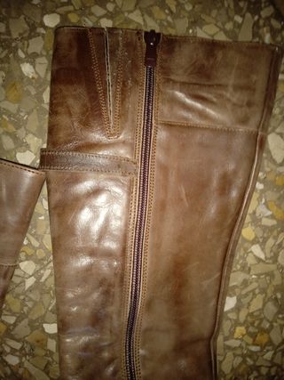 Botas de piel tacón