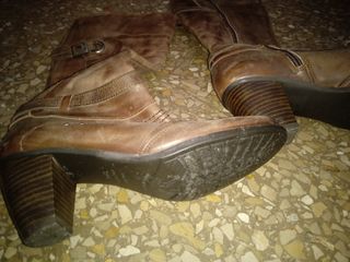 Botas de piel tacón