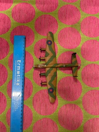 2 Maquetas Avro Lancaster Corgi 1/144