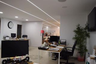 Oficina en venta en Ensanche - Sar en Santiago de Compostela