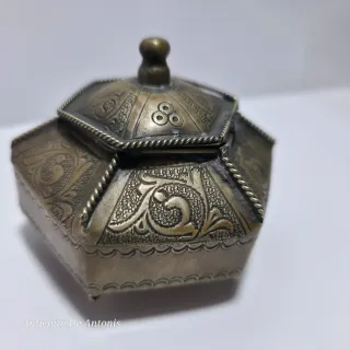 Piccolo portagioie persiano bronzo argentato