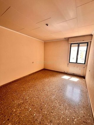 Piso en venta en Sax