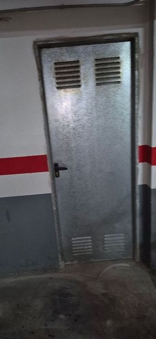 Garaje en venta en Hospital - Parque sur en Albacete