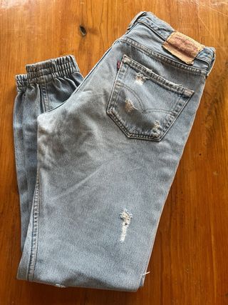 Levis Pantalón/ jeans Talla 33 chico 