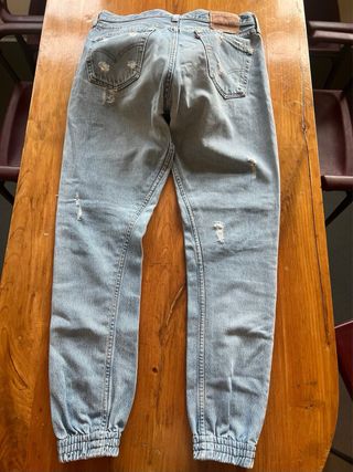 Levis Pantalón/ jeans Talla 33 chico 