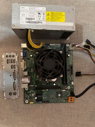 Scheda Madre Fujitsu 1150 + i5 + 8GB RAM