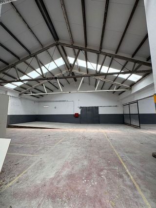 Nave industrial en alquiler en Zona Industrial en Barbera del Vallès