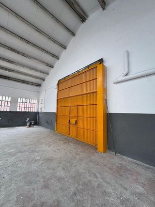 Nave industrial en alquiler en Zona Industrial en Barbera del Vallès