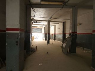 Local comercial en alquiler en Arrancapins en Valencia